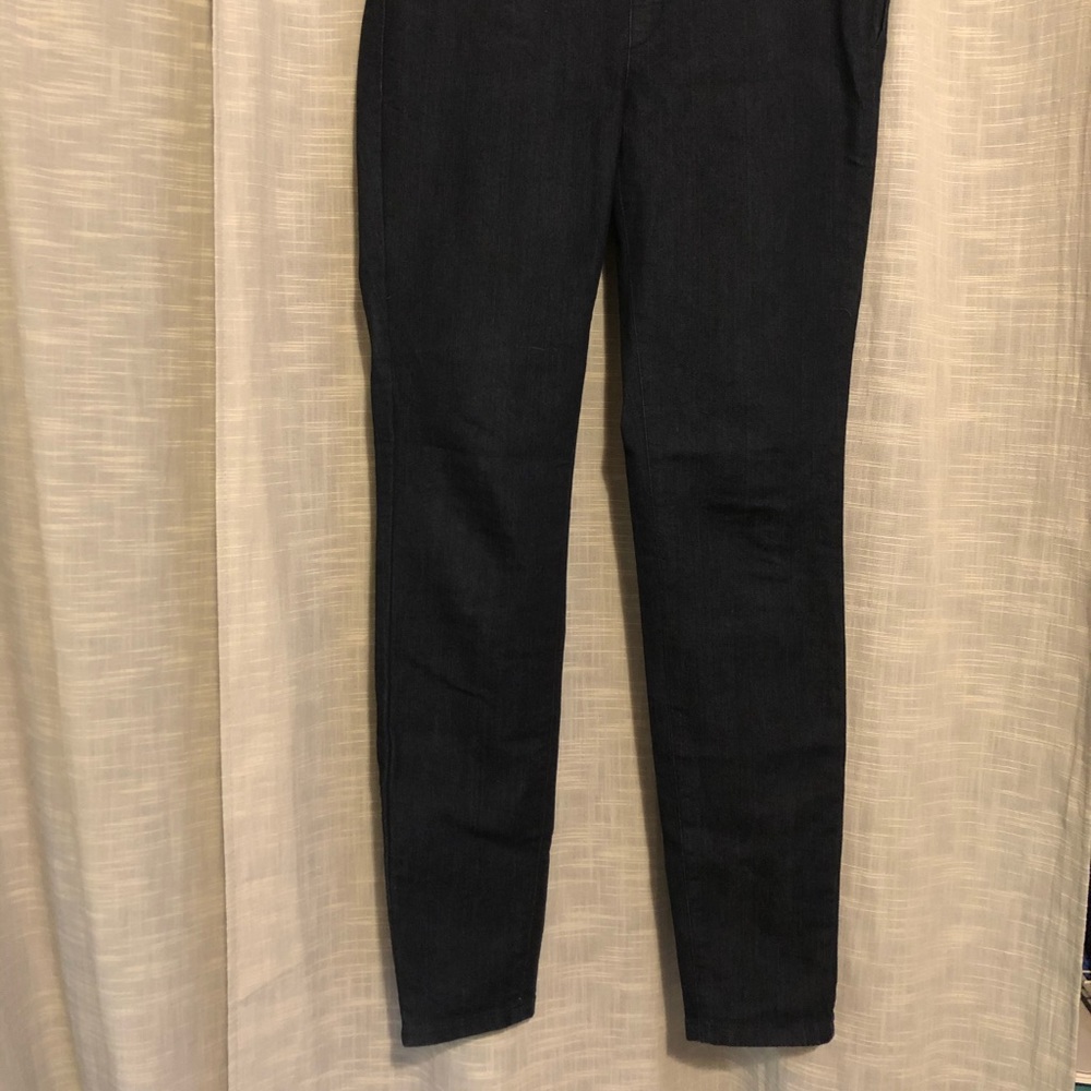 Loft Jeans - Picture 5 of 5